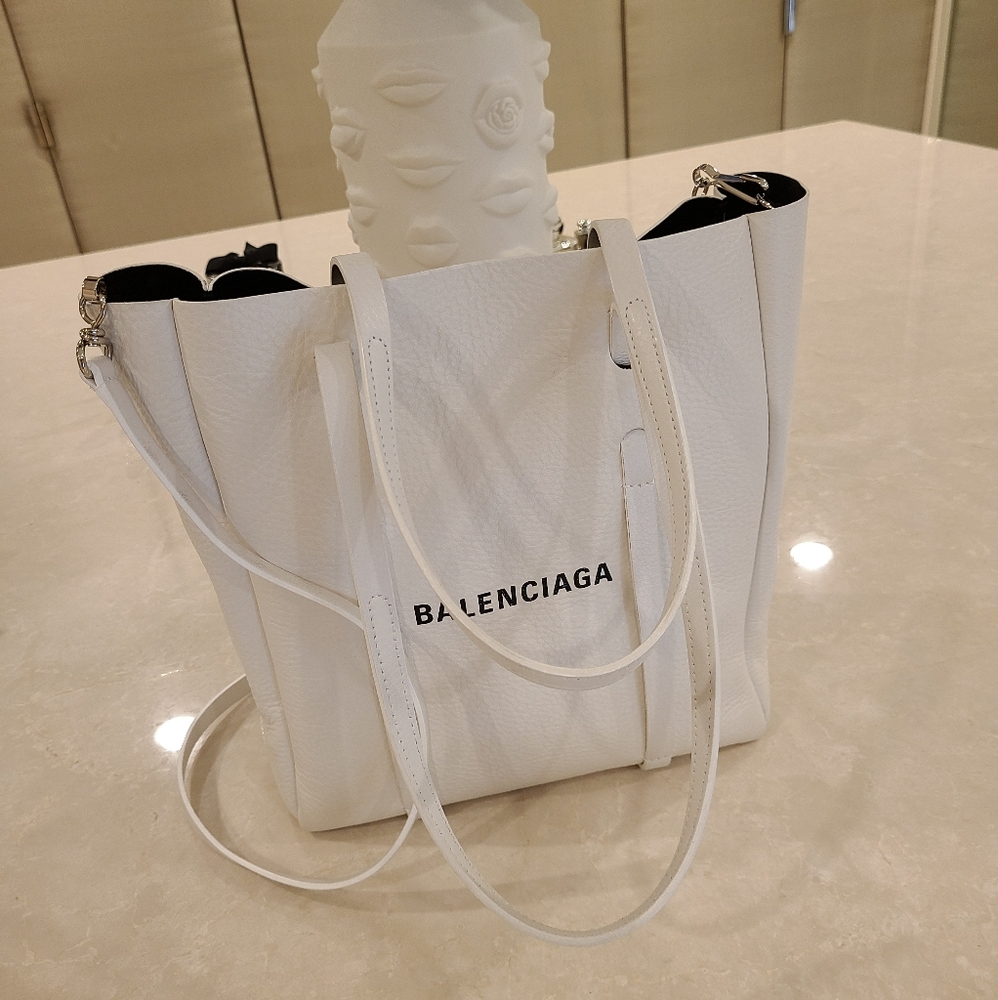 Balenciaga everyday tote s